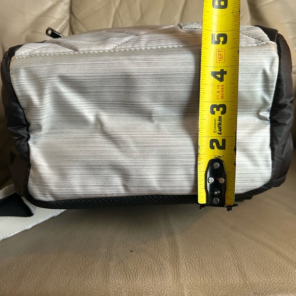 Lug Hopper Shorty Backpack Grey Black EUC - Picture 5 of 10